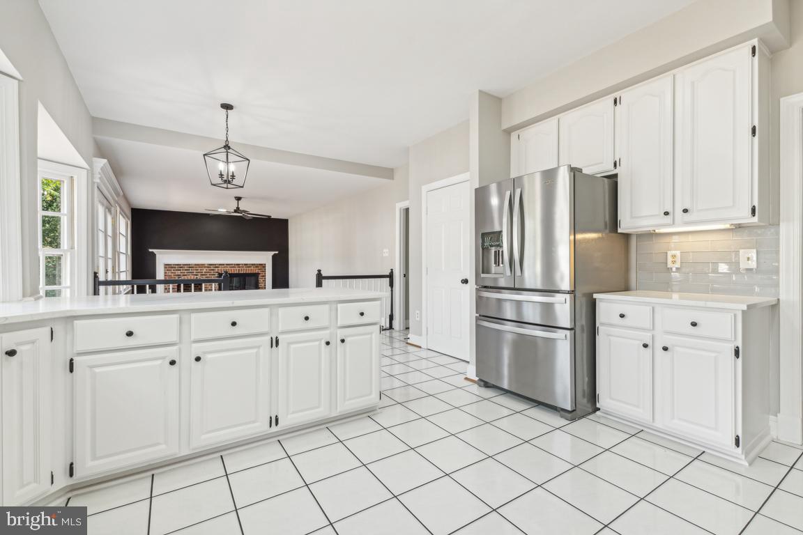9440 Flowerden Ln