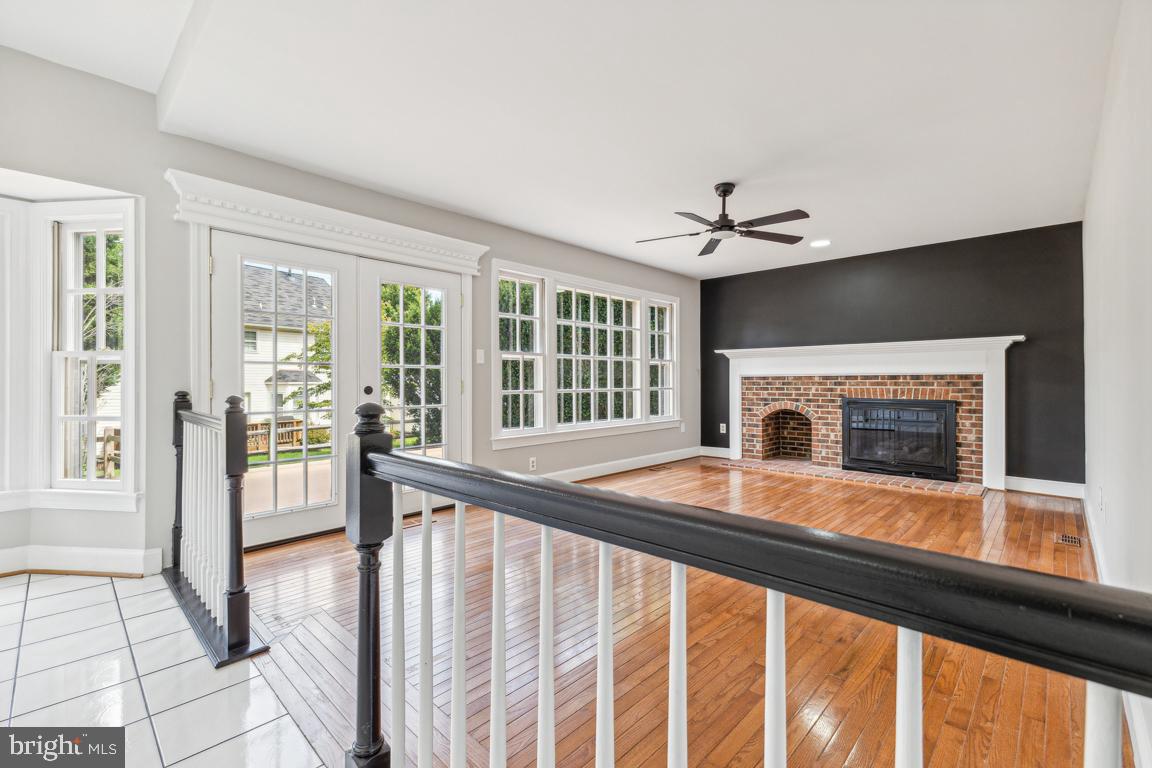 9440 Flowerden Ln