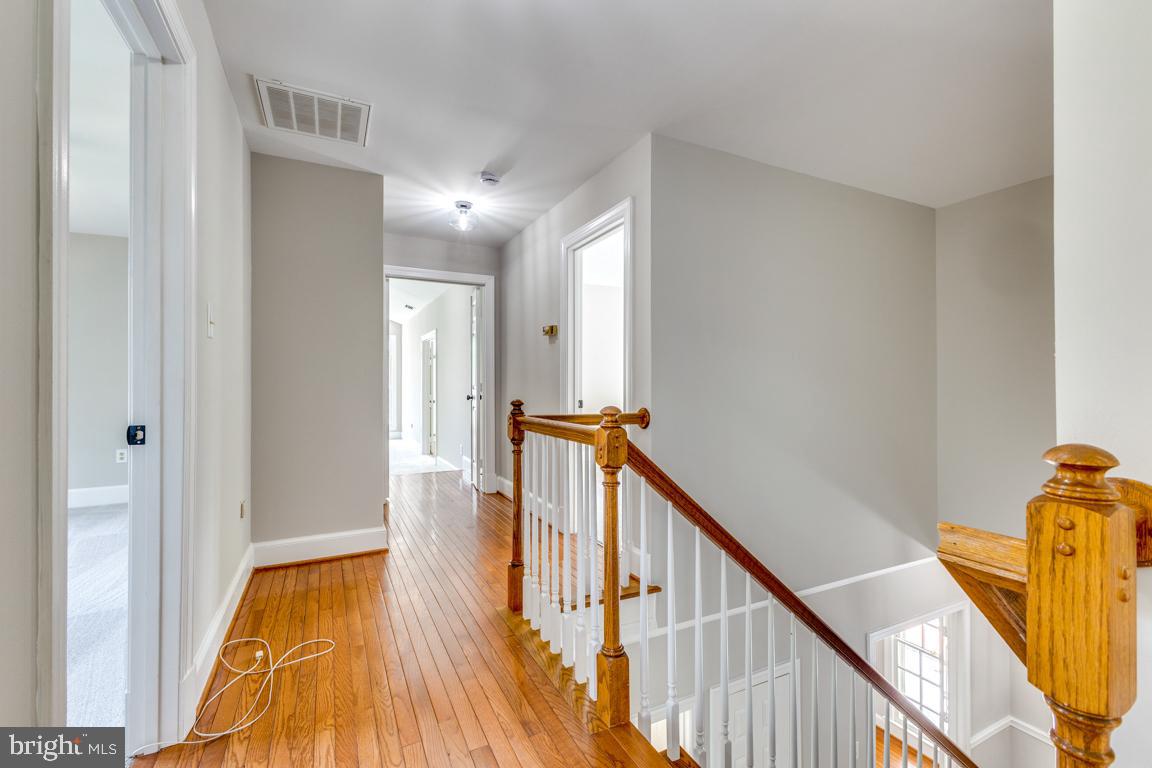 9440 Flowerden Ln