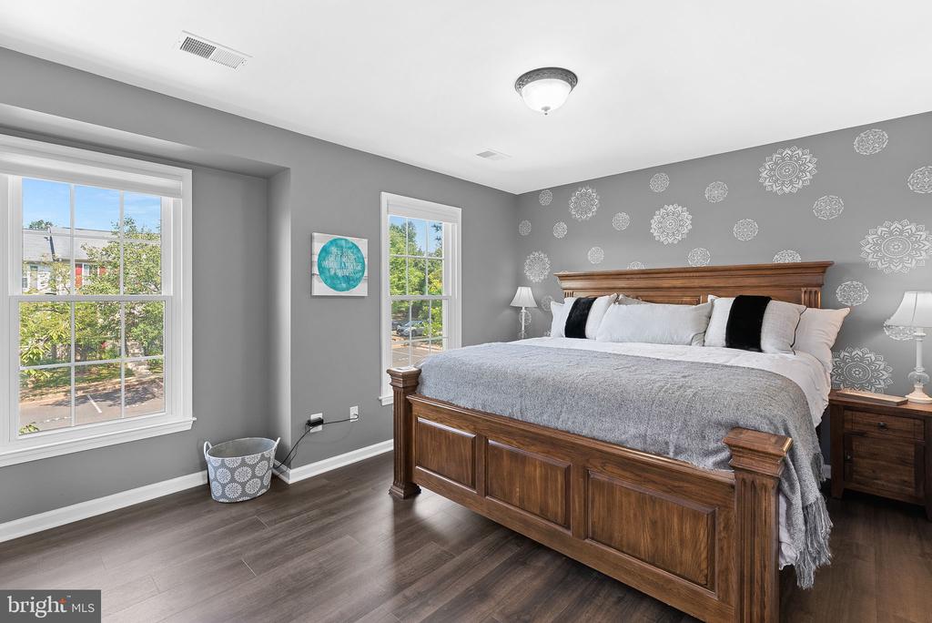 9024 Coriander Cir