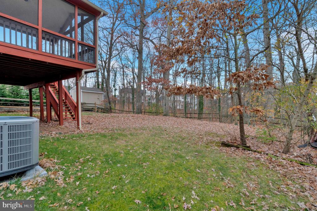 9335 CAMPHOR CT
