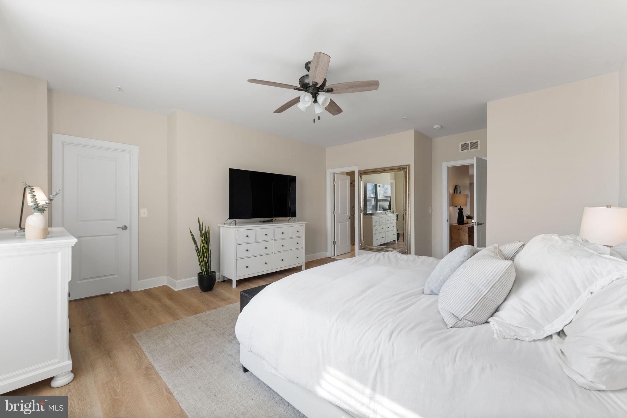 10439 RATCLIFFE TRL