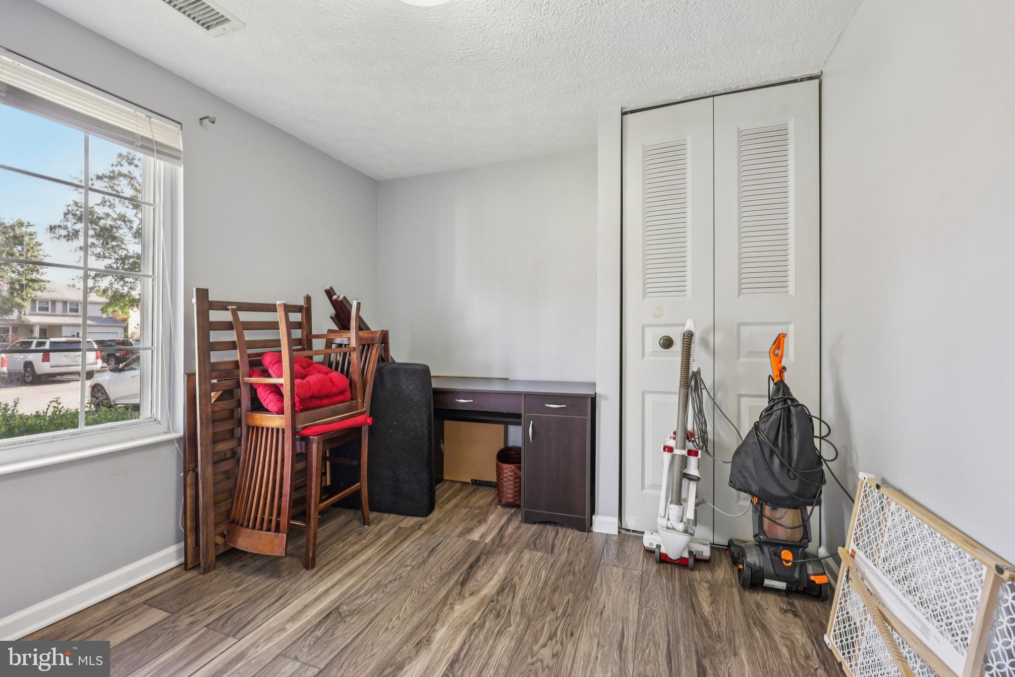 10235 Foxborough Ct