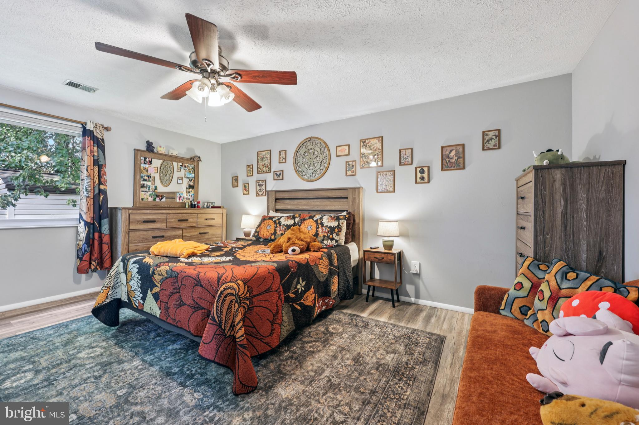 10235 Foxborough Ct