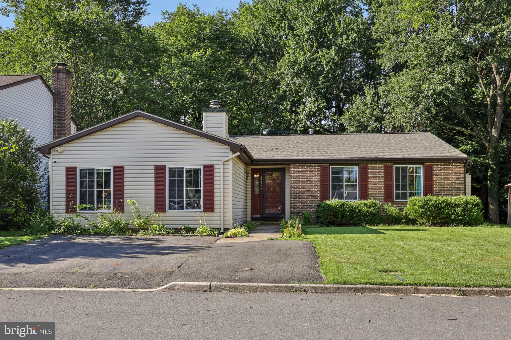 10235 Foxborough Ct