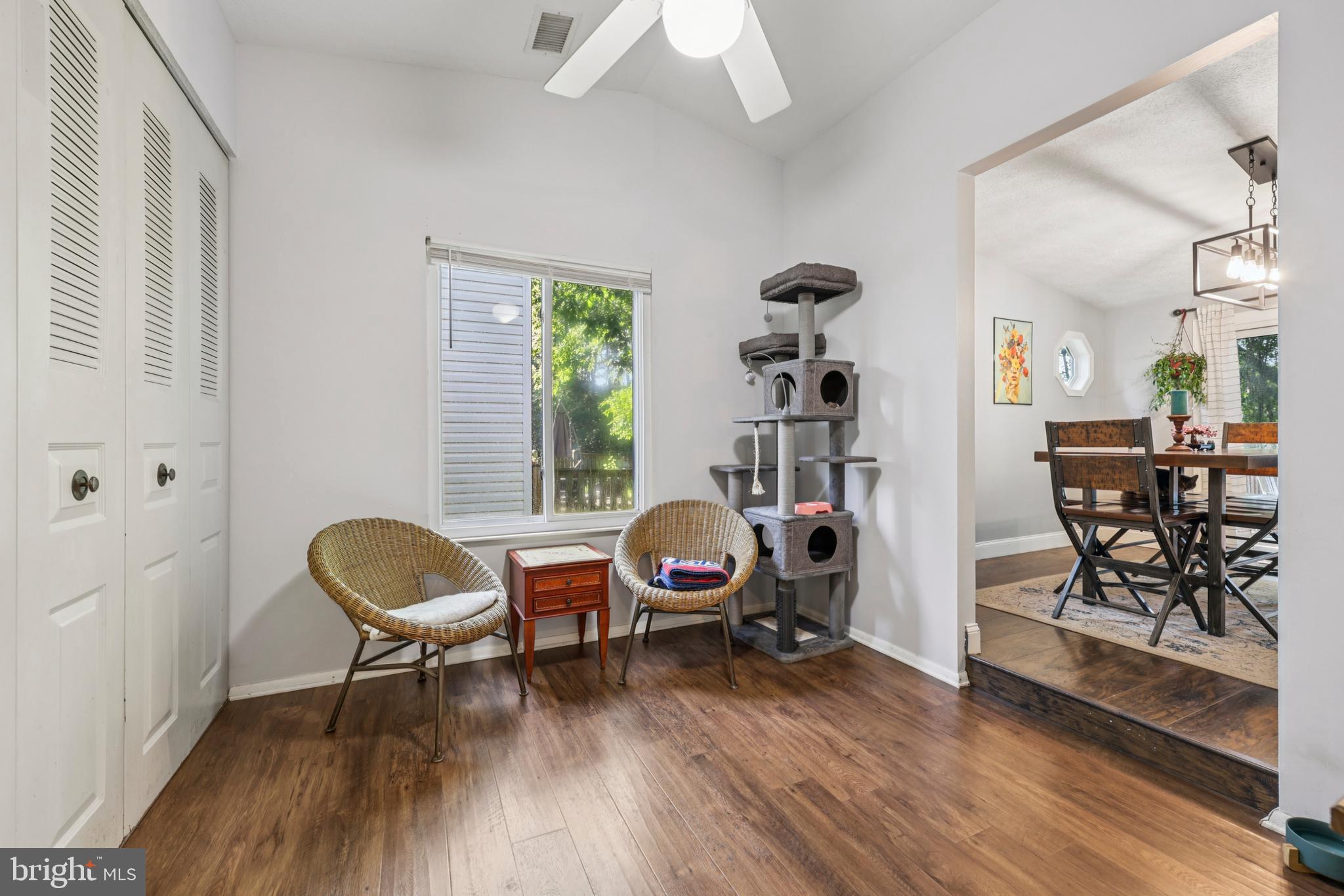 10235 Foxborough Ct
