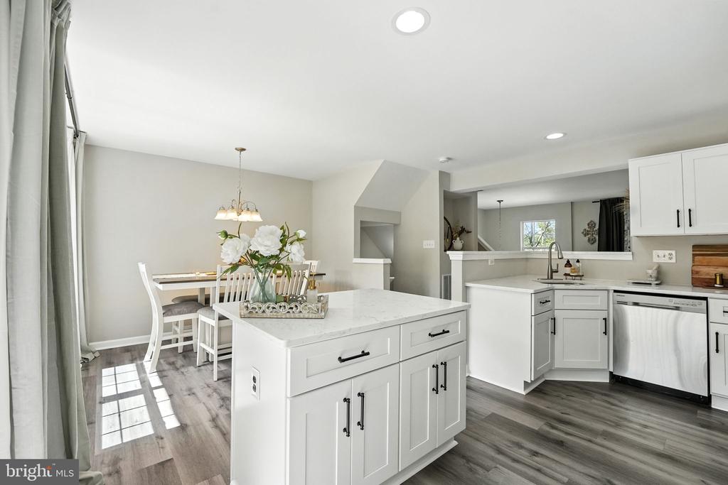 10267 MAGNOLIA GROVE DRIVE