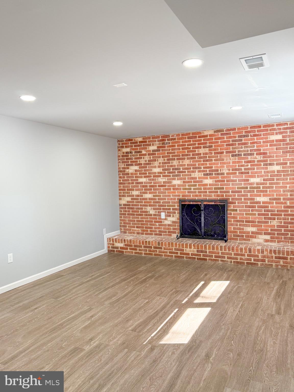 9274 BAYBERRY AVENUE