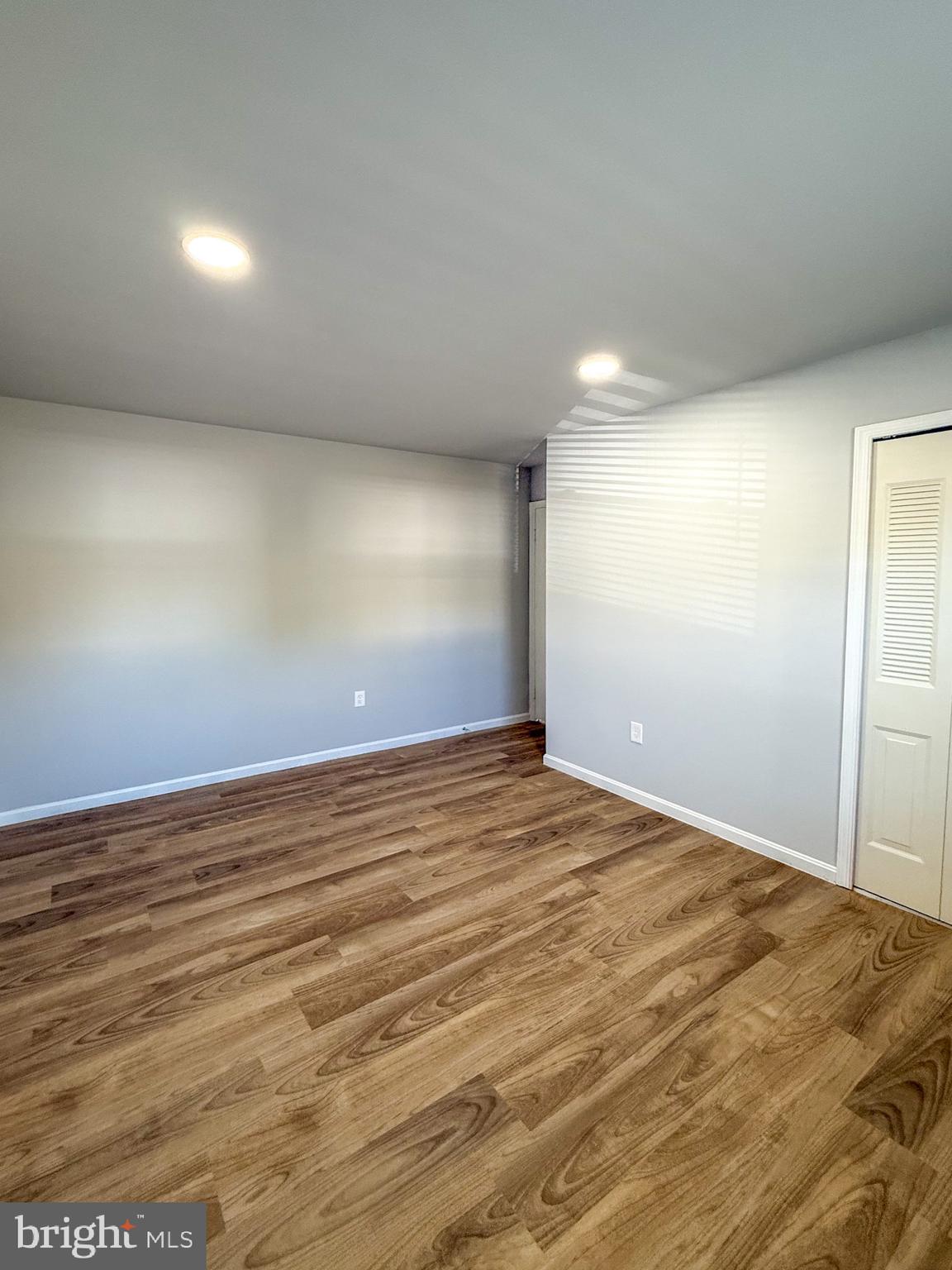 9274 BAYBERRY AVENUE