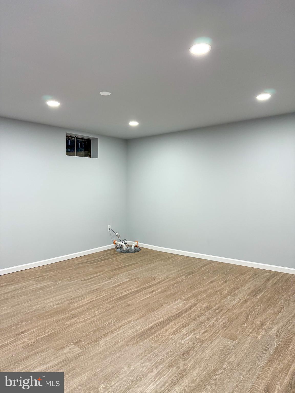 9274 BAYBERRY AVENUE