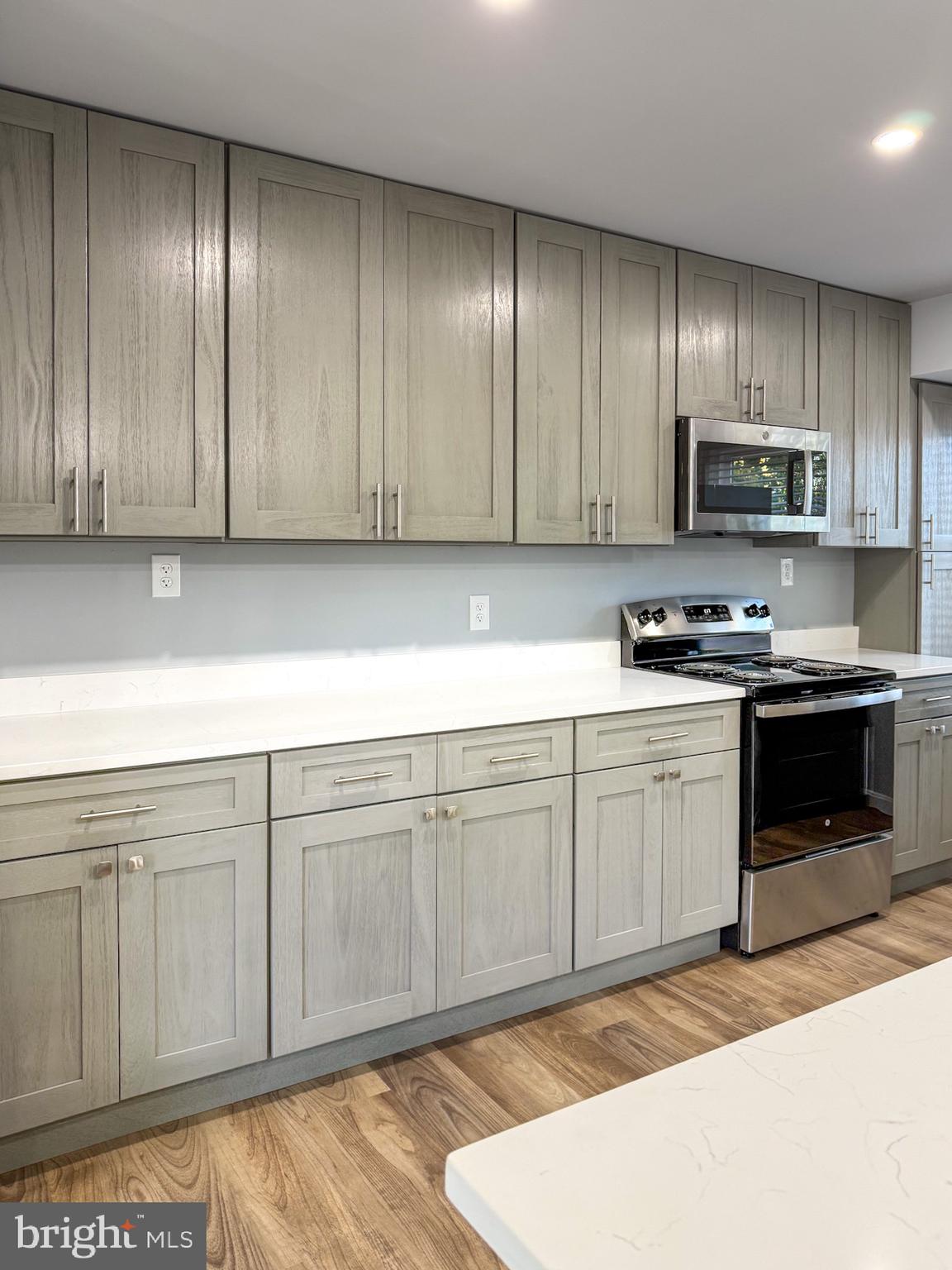 9274 BAYBERRY AVENUE