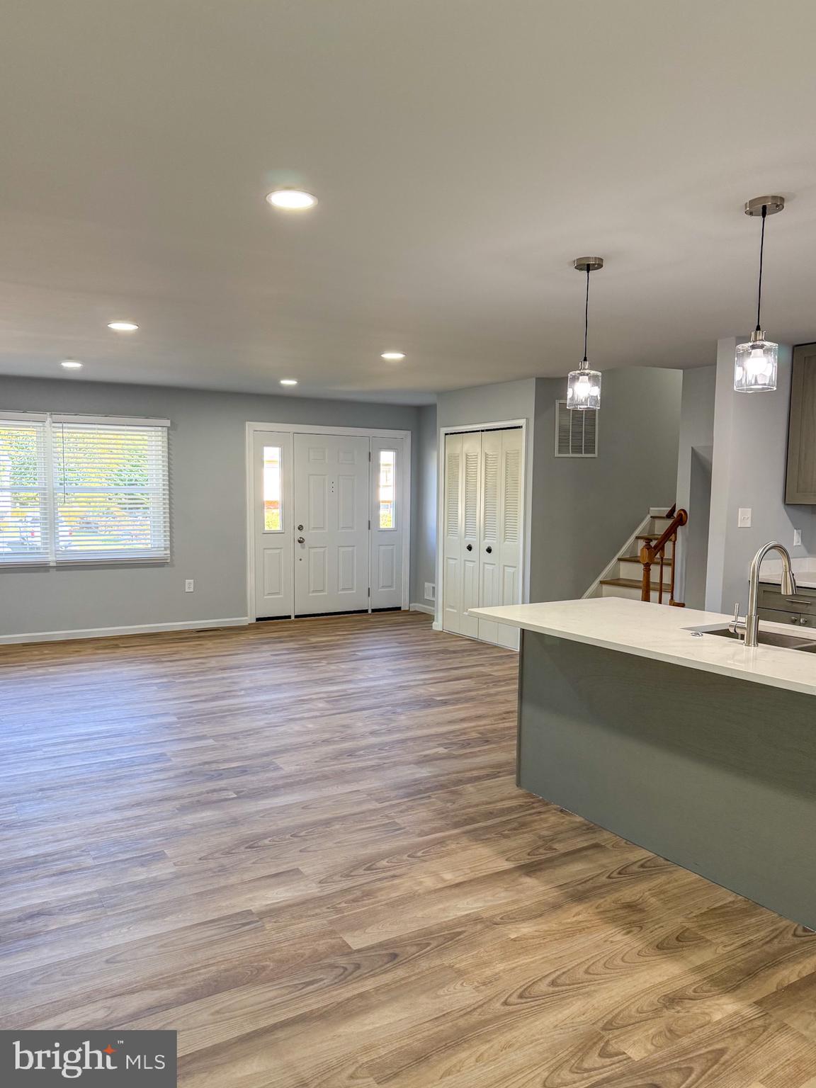 9274 BAYBERRY AVENUE