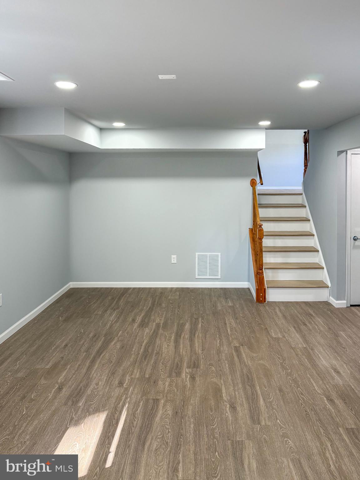 9274 BAYBERRY AVENUE