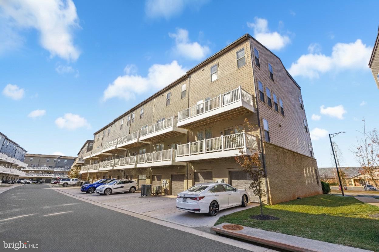 10436 RATCLIFFE TRAIL