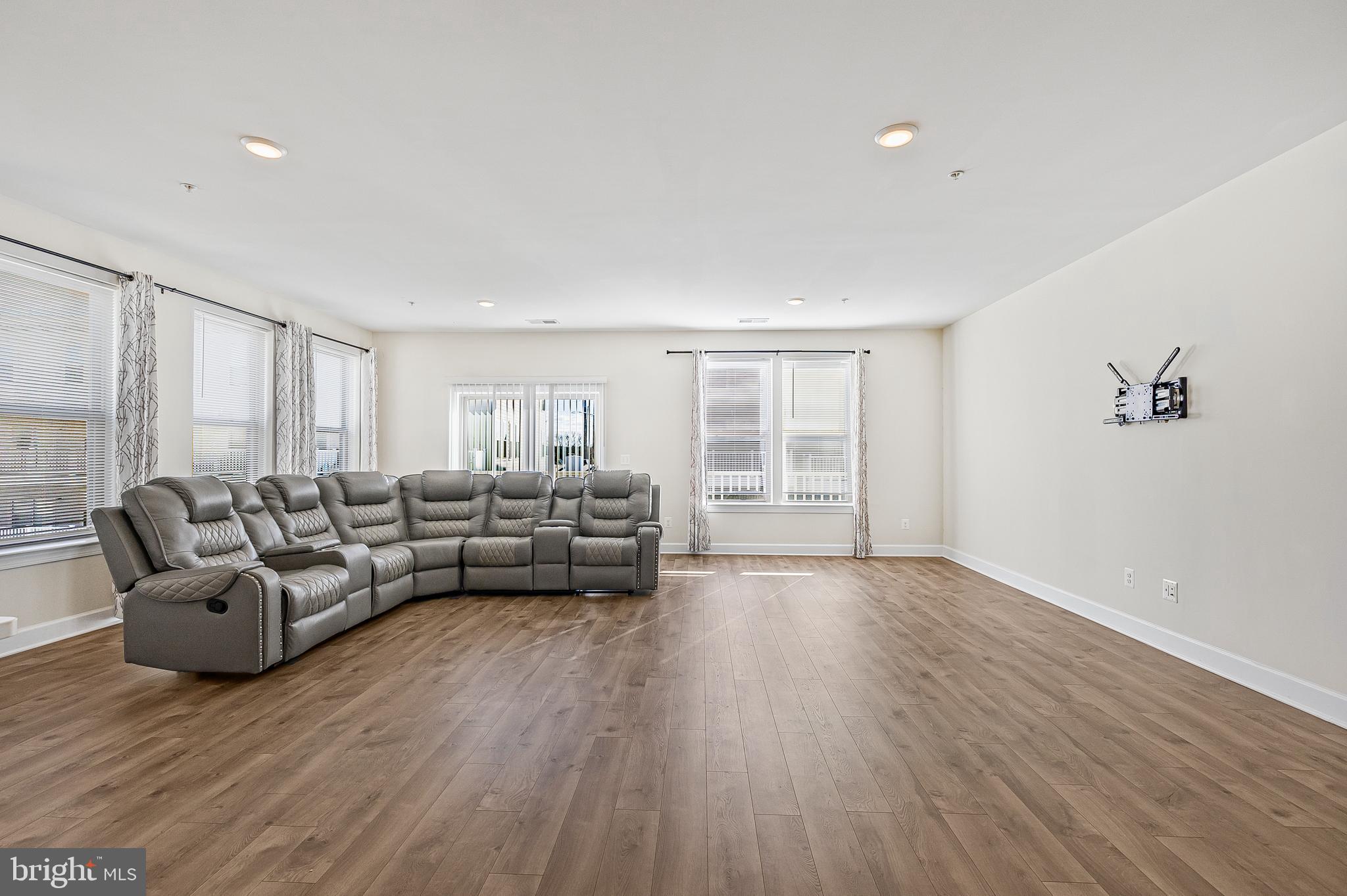 10436 RATCLIFFE TRAIL