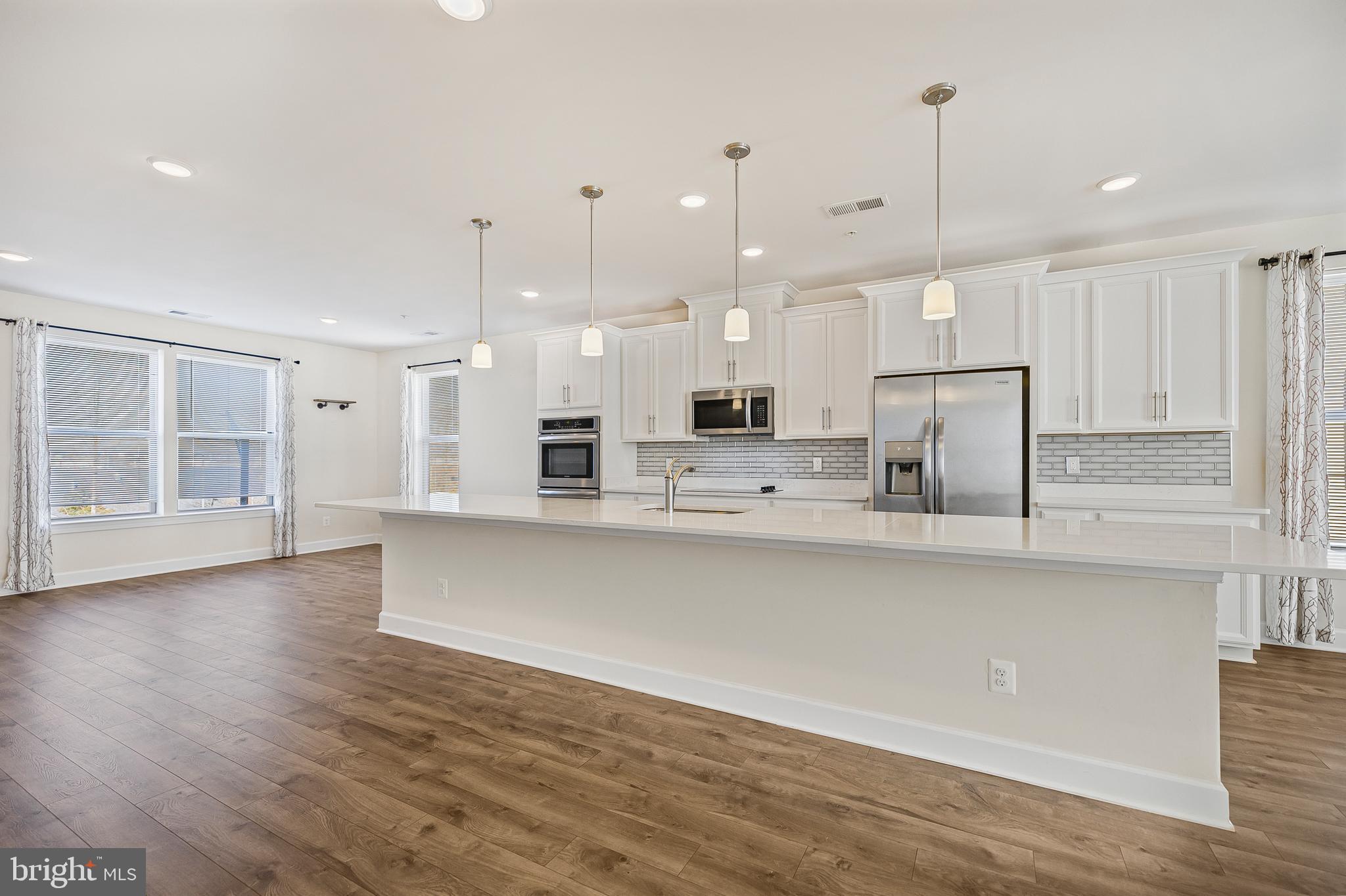 10436 RATCLIFFE TRAIL