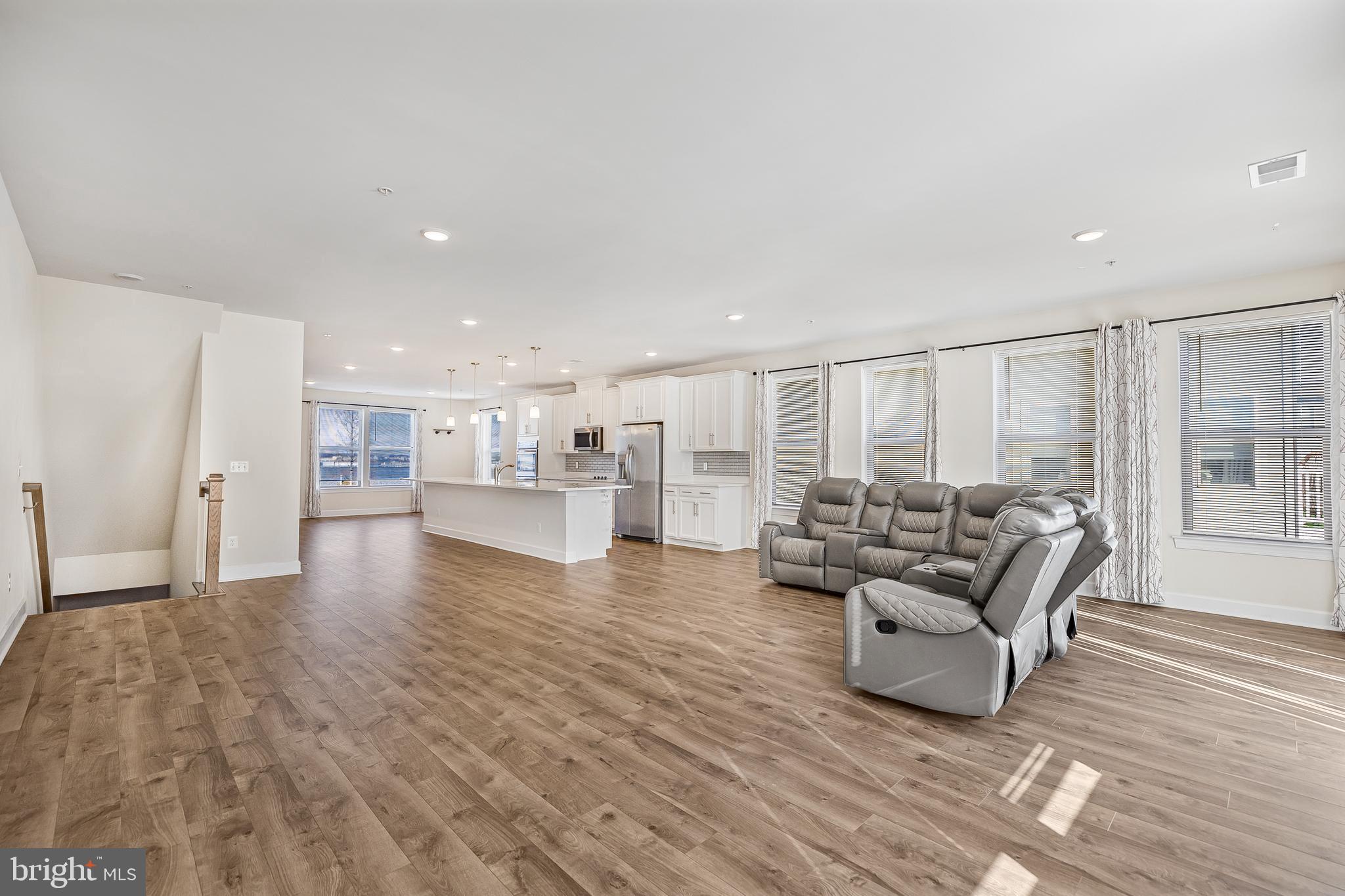 10436 RATCLIFFE TRAIL