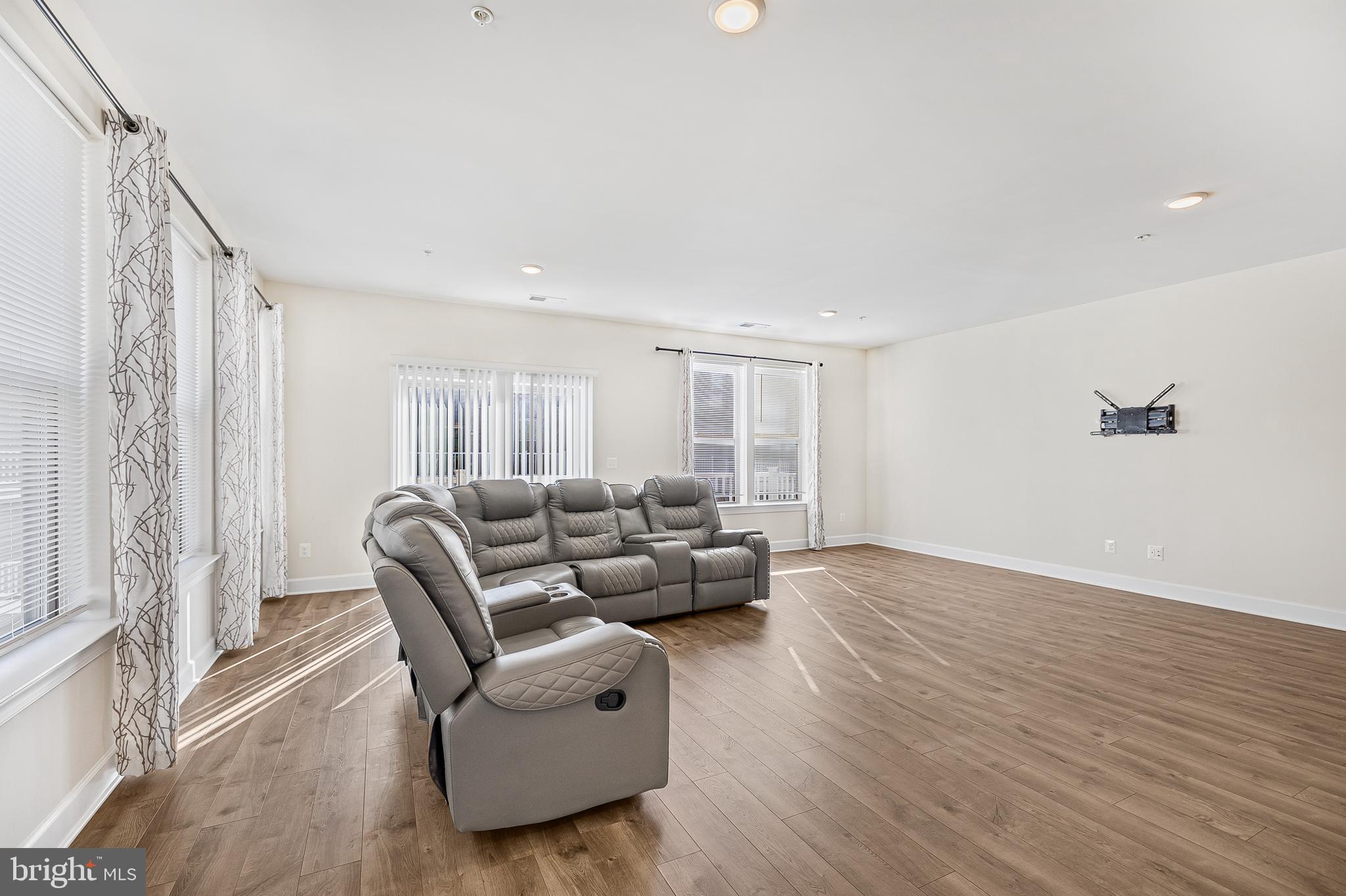 10436 RATCLIFFE TRAIL