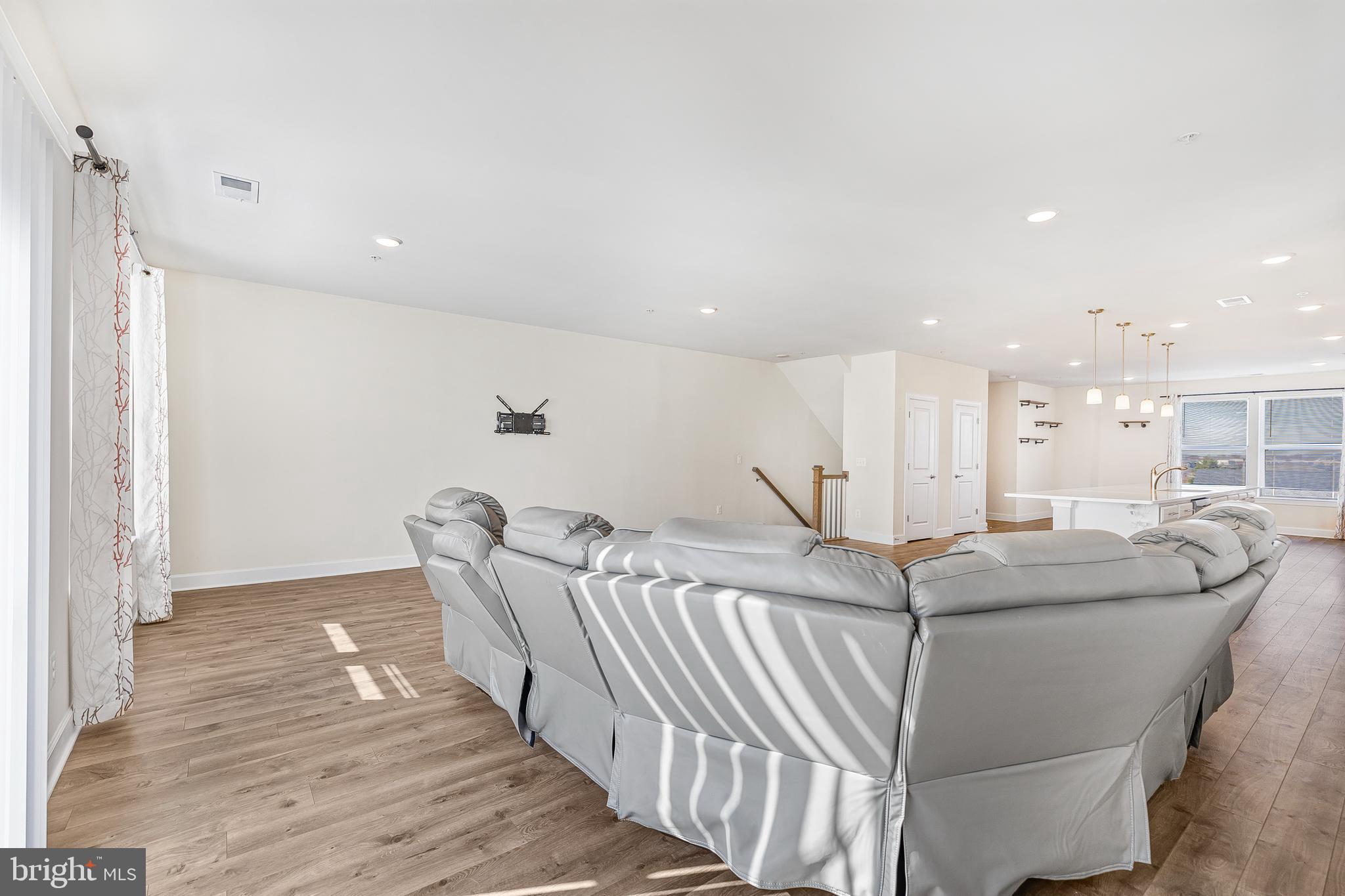 10436 RATCLIFFE TRAIL