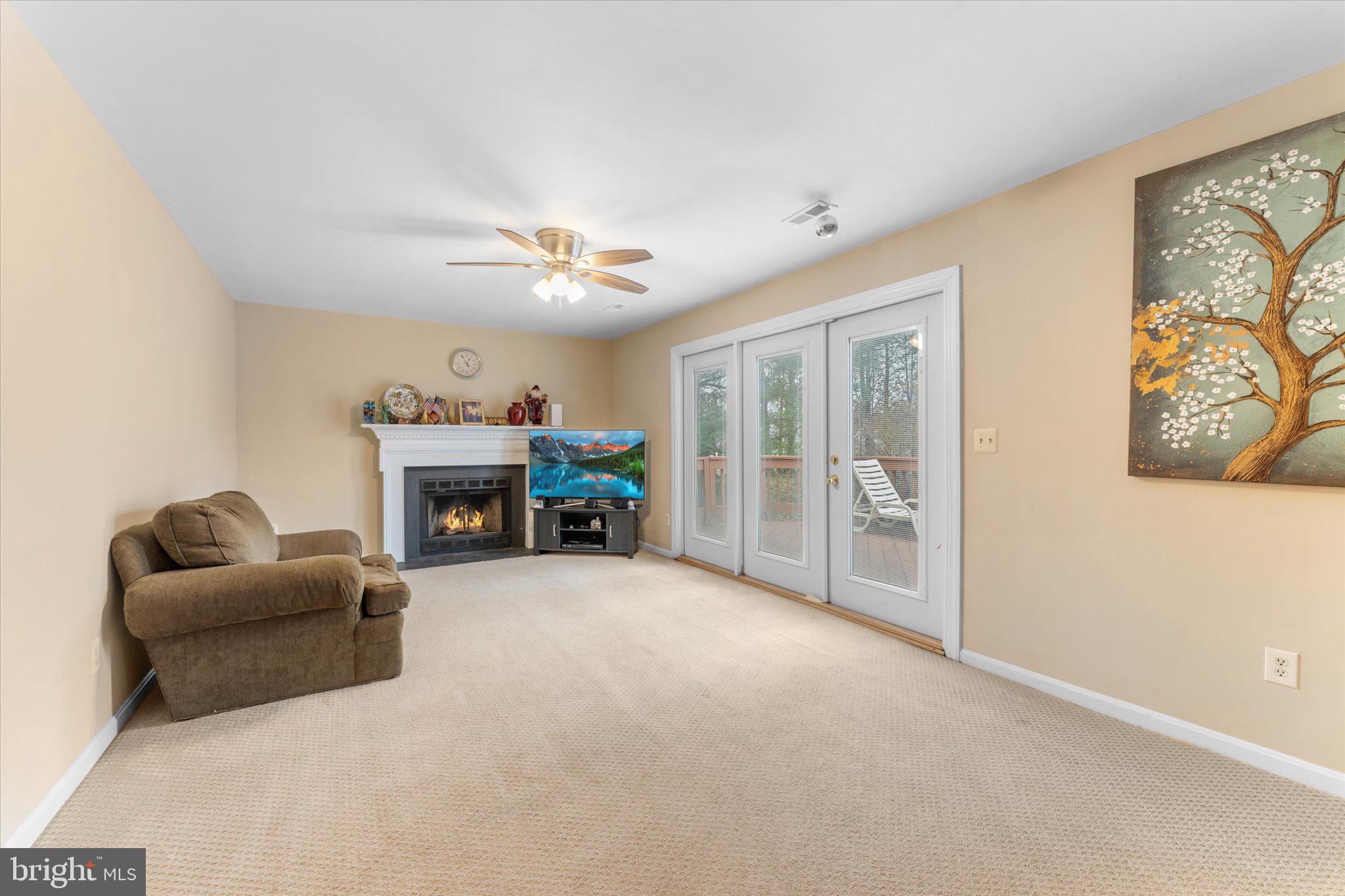 10140 FOREST HILL CIRCLE