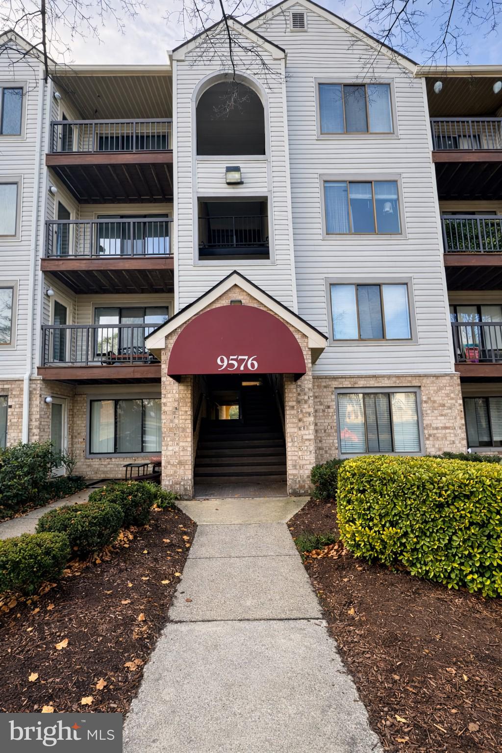 9576 JAYHAWK TERRACE 301