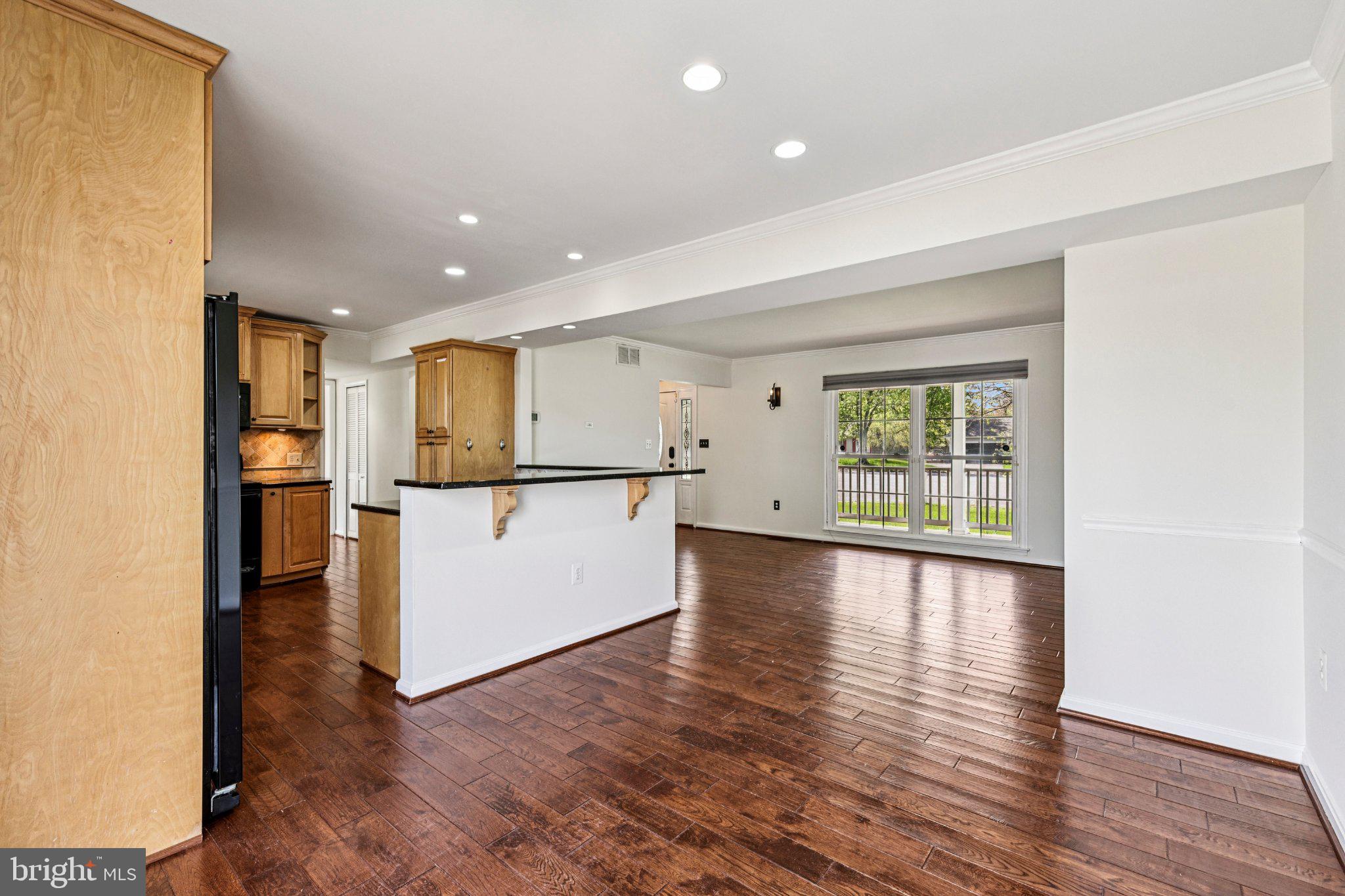 9255 GARNET COURT