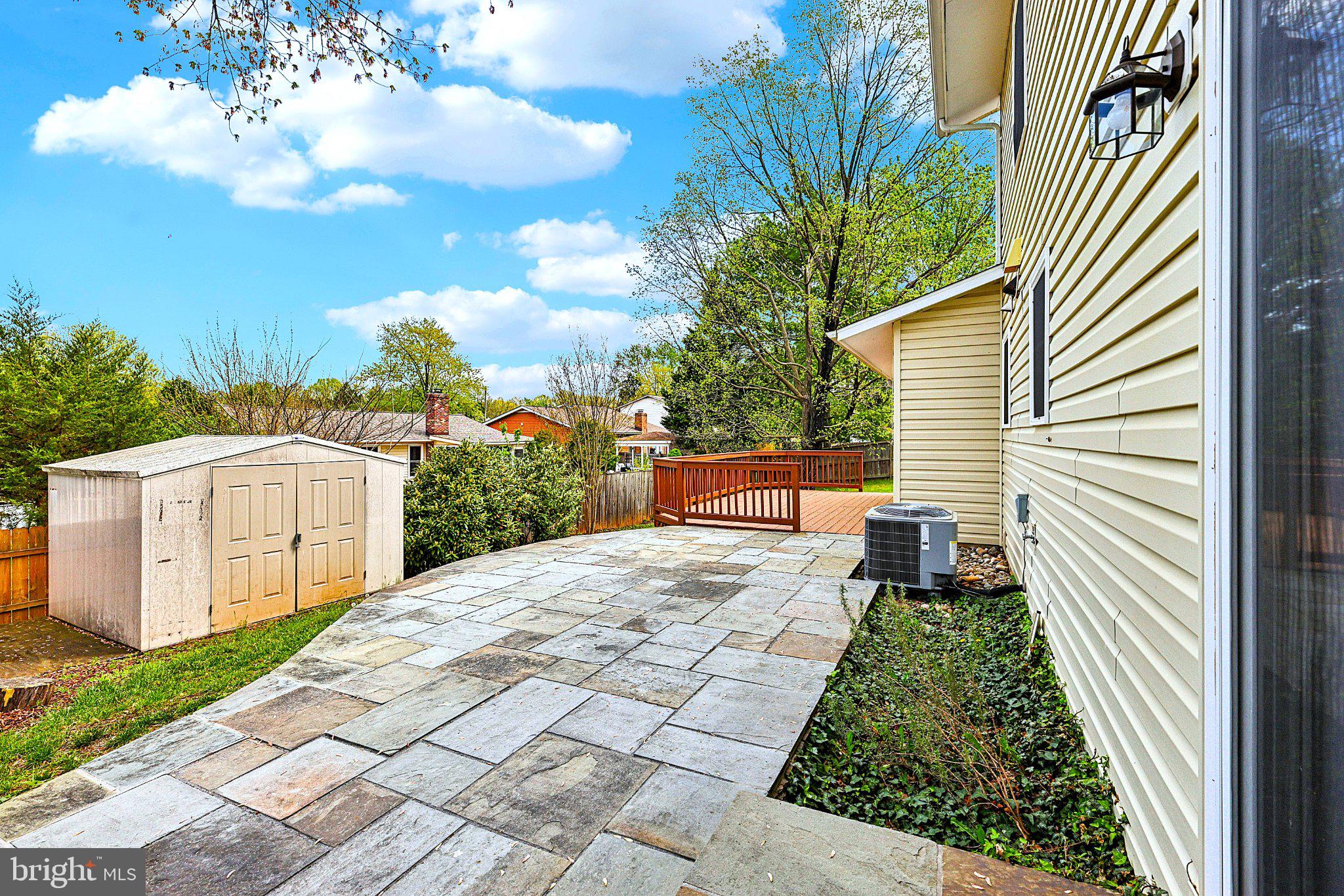 9255 GARNET COURT