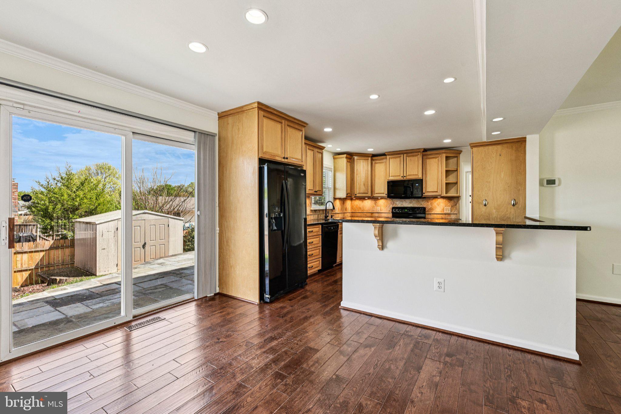 9255 GARNET COURT