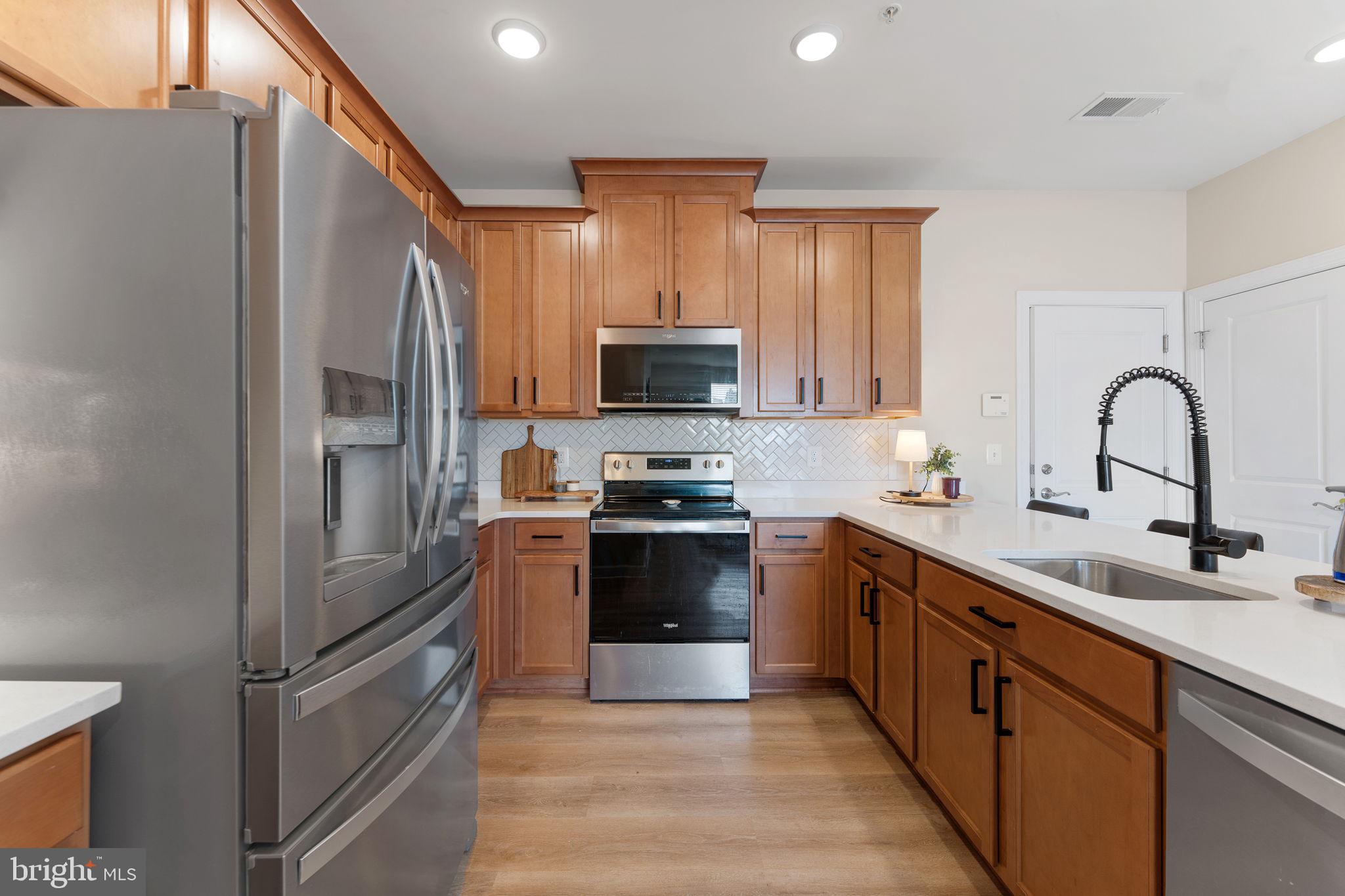 10439 RATCLIFFE TRAIL