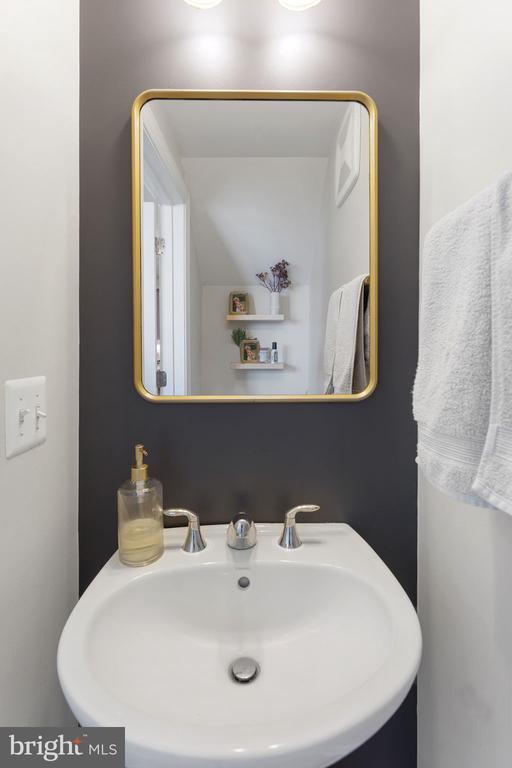 10439 RATCLIFFE TRAIL