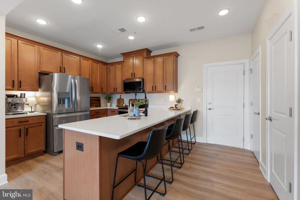 10439 RATCLIFFE TRAIL