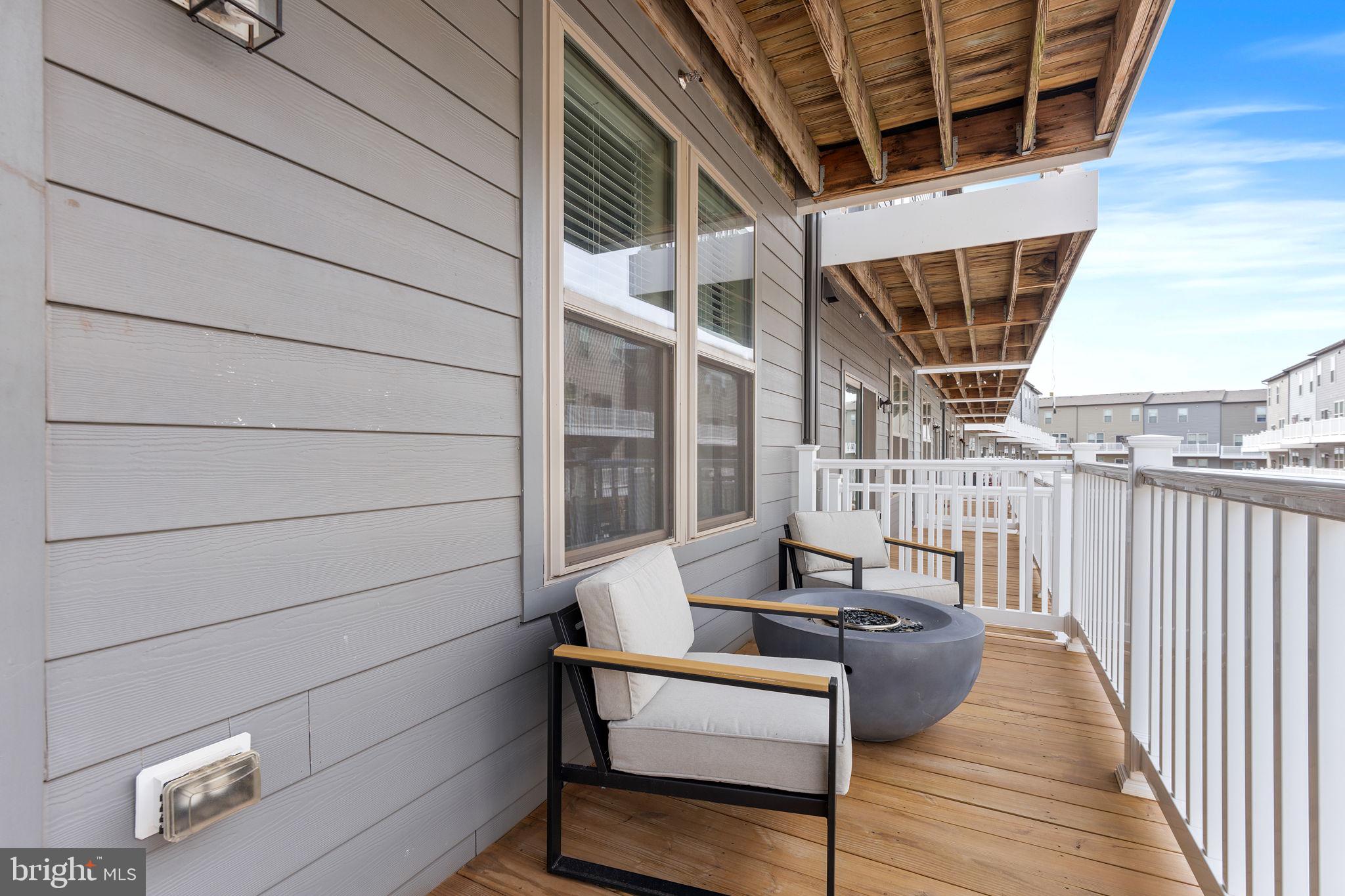 10439 RATCLIFFE TRAIL