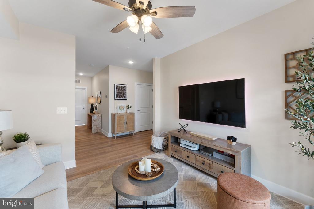 10439 RATCLIFFE TRAIL