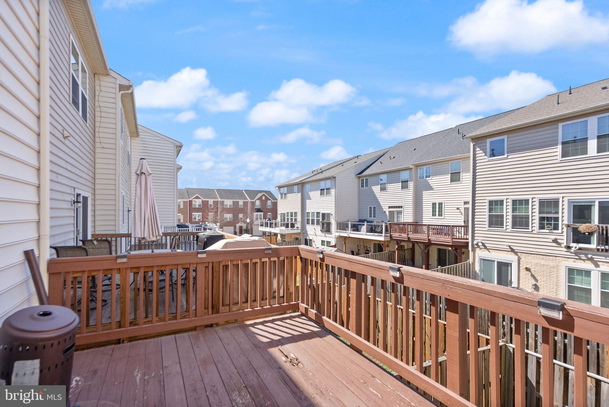 10226 FOUNTAIN CIRCLE