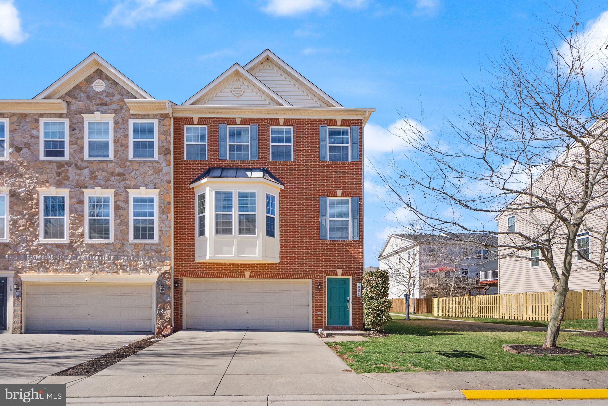 10226 FOUNTAIN CIRCLE