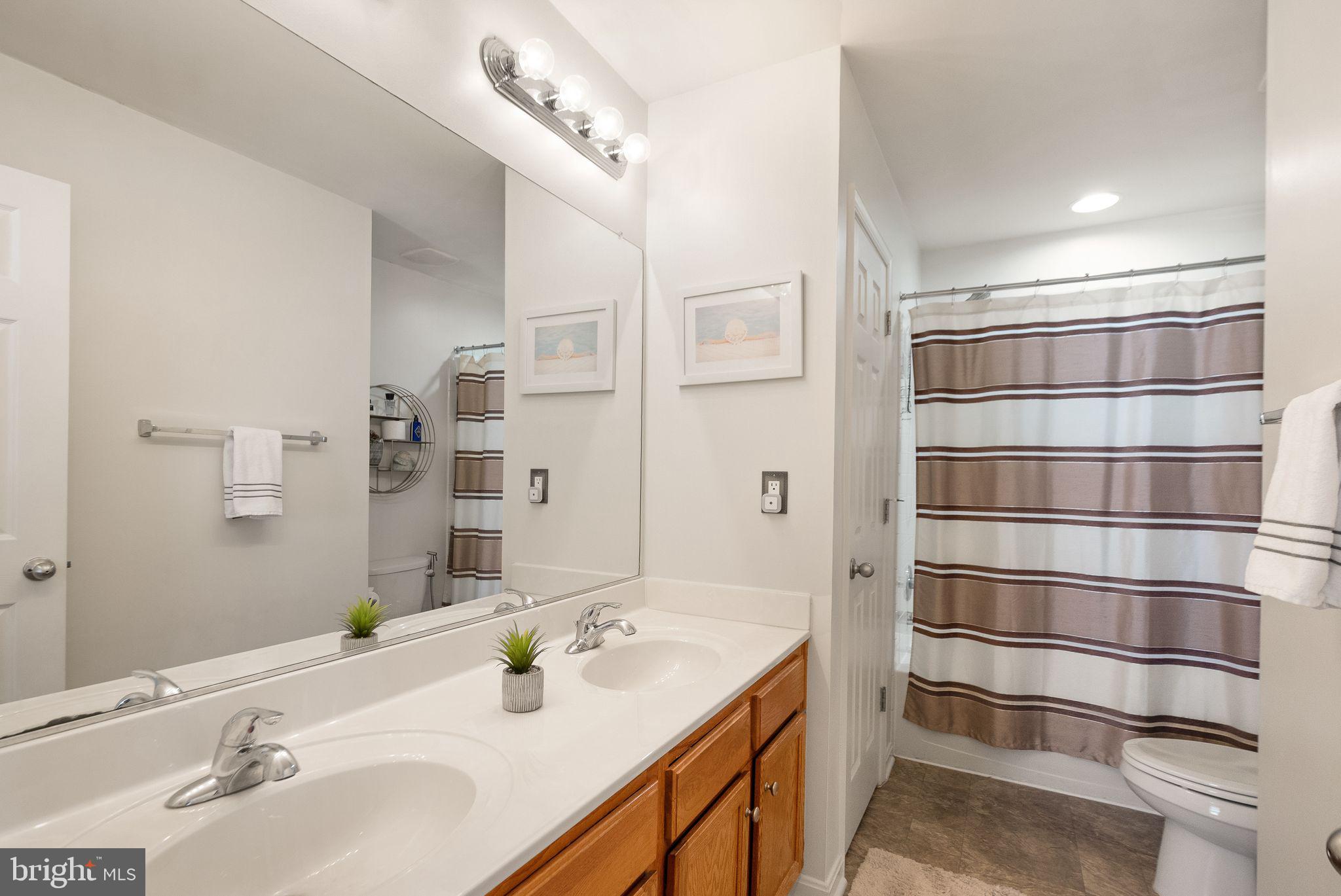 10226 FOUNTAIN CIRCLE