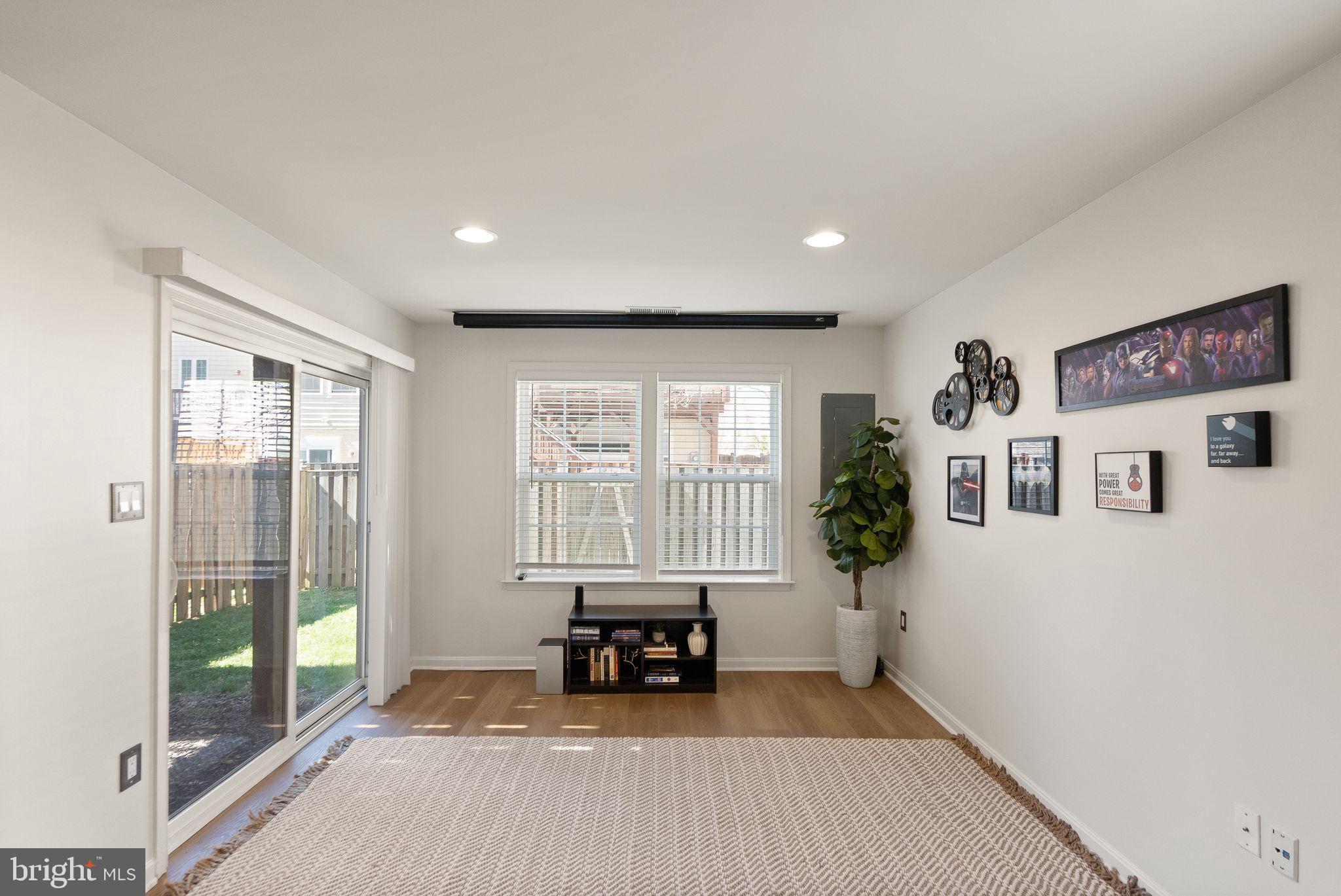 10226 FOUNTAIN CIRCLE