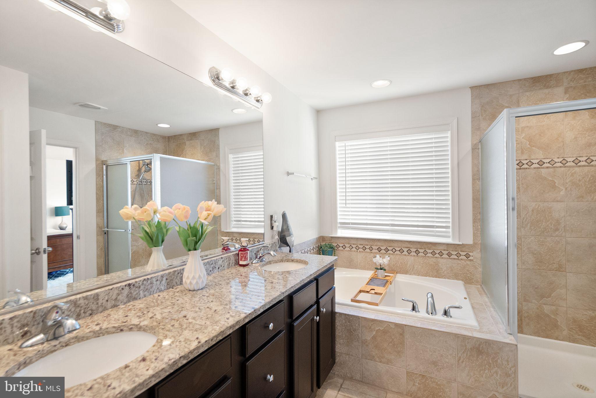 10226 FOUNTAIN CIRCLE