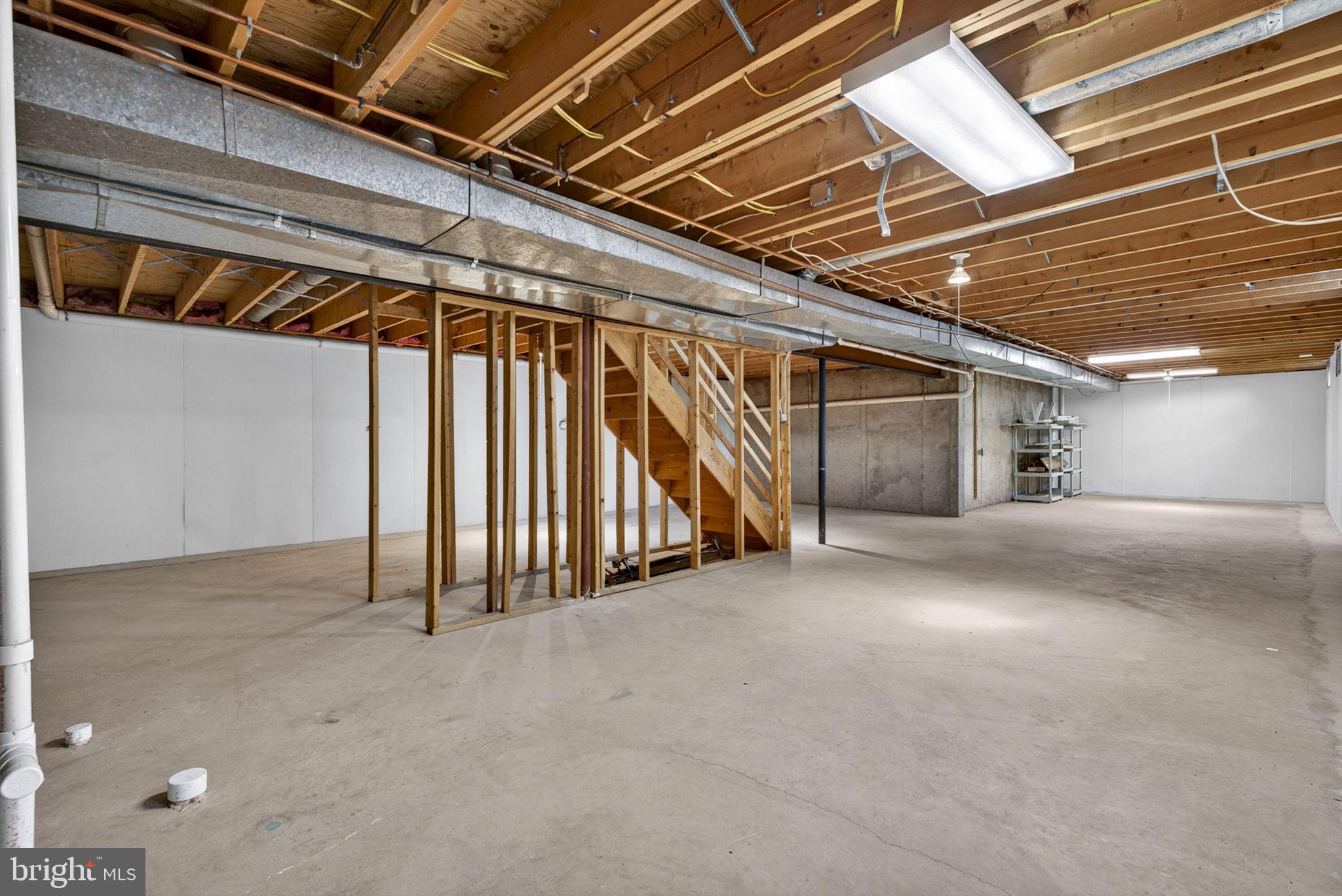 9516 OAKENSHAW DRIVE