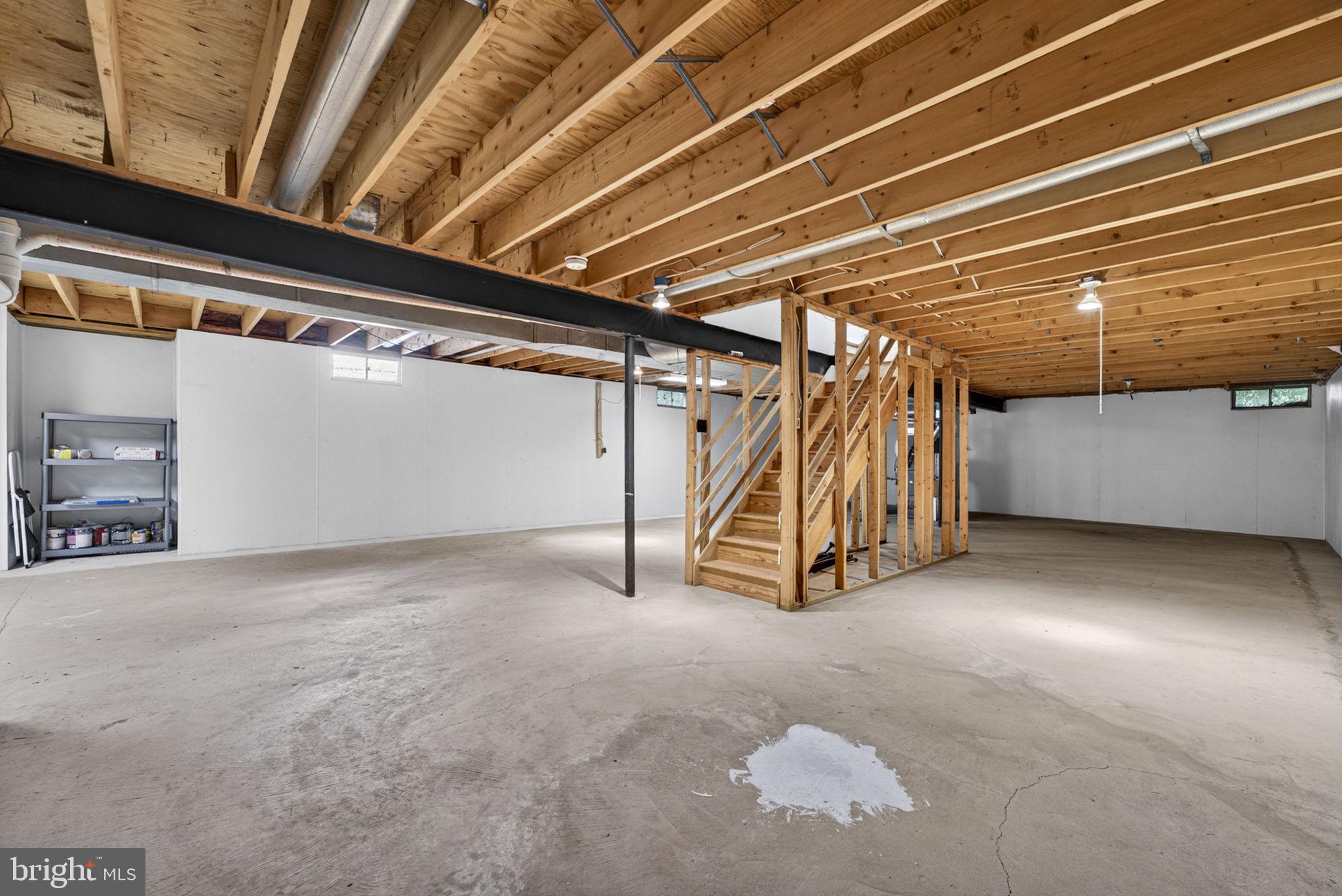 9516 OAKENSHAW DRIVE