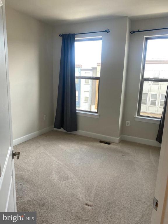 10587 RATCLIFFE TRL
