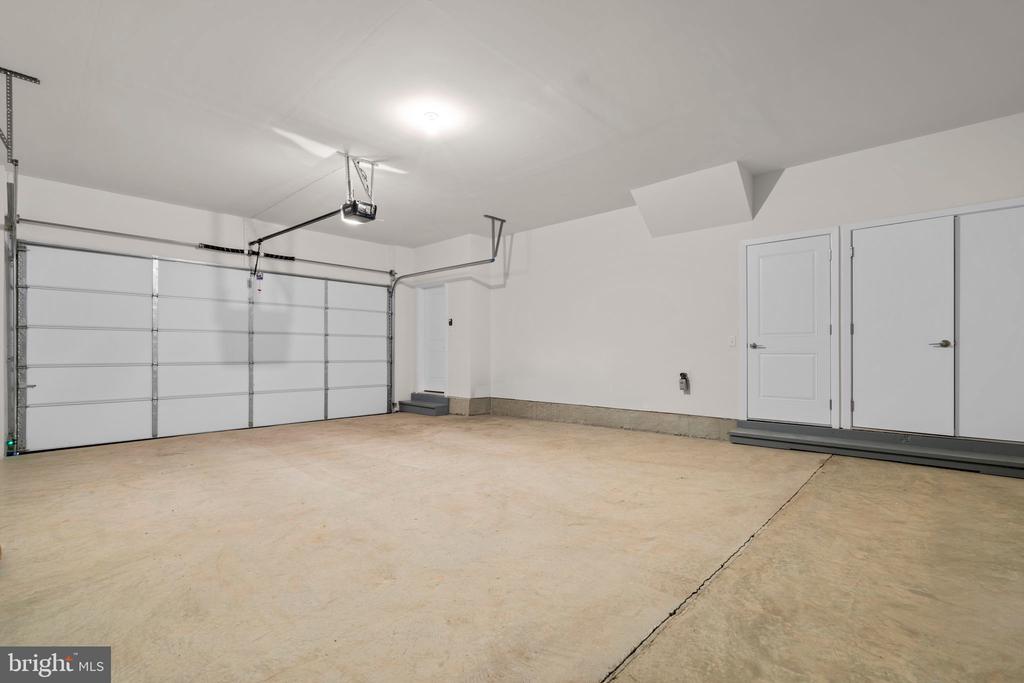 2 GRANT AVENUE Unit: TAYLOR 28-R2