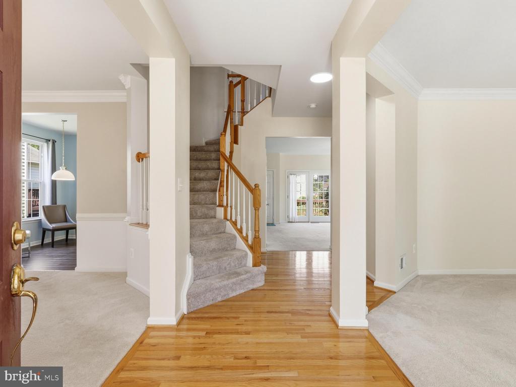 9477 BANKHEAD DRIVE