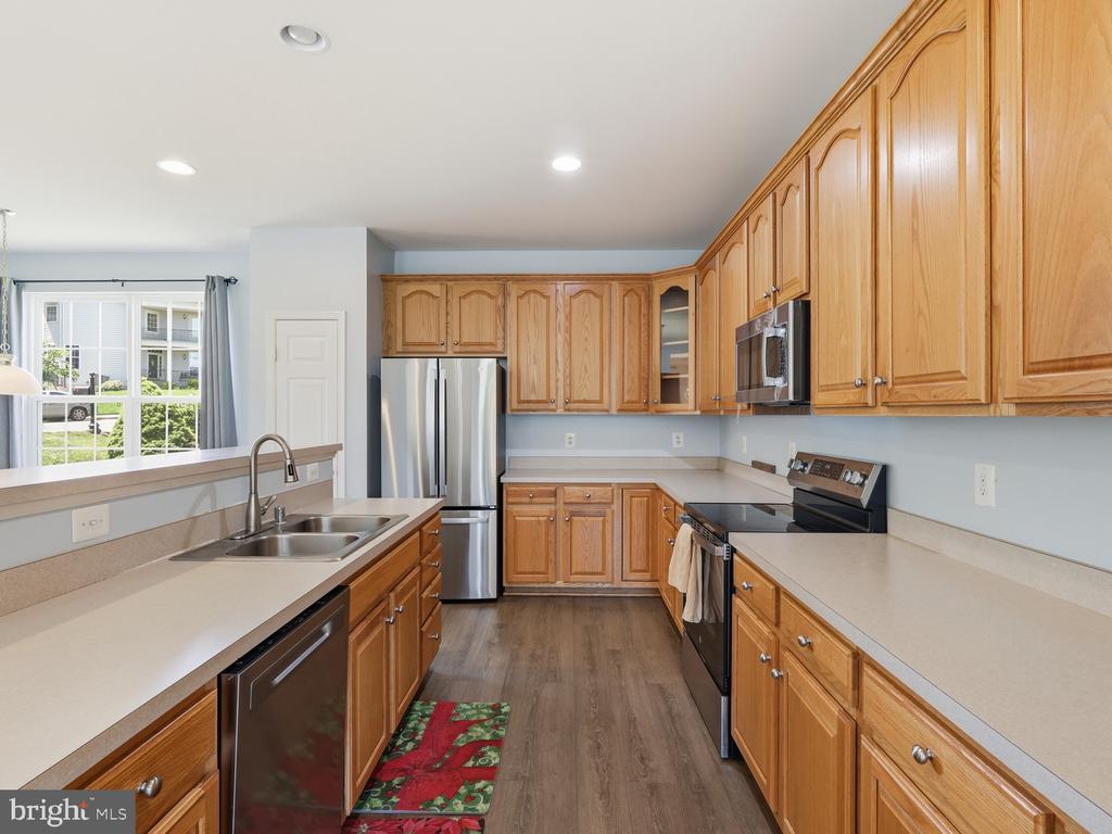 9477 BANKHEAD DRIVE