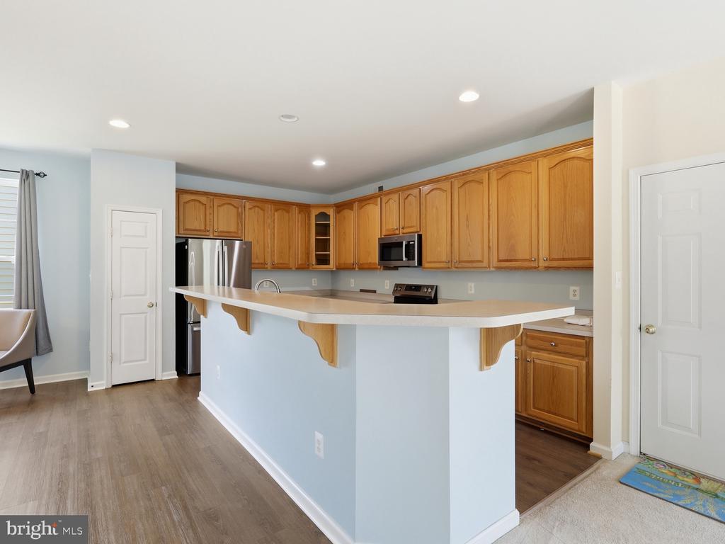 9477 BANKHEAD DRIVE
