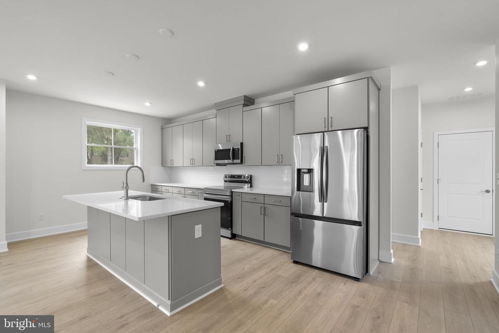2 DOGWOOD DRIVE Unit: SHEA 24-R2