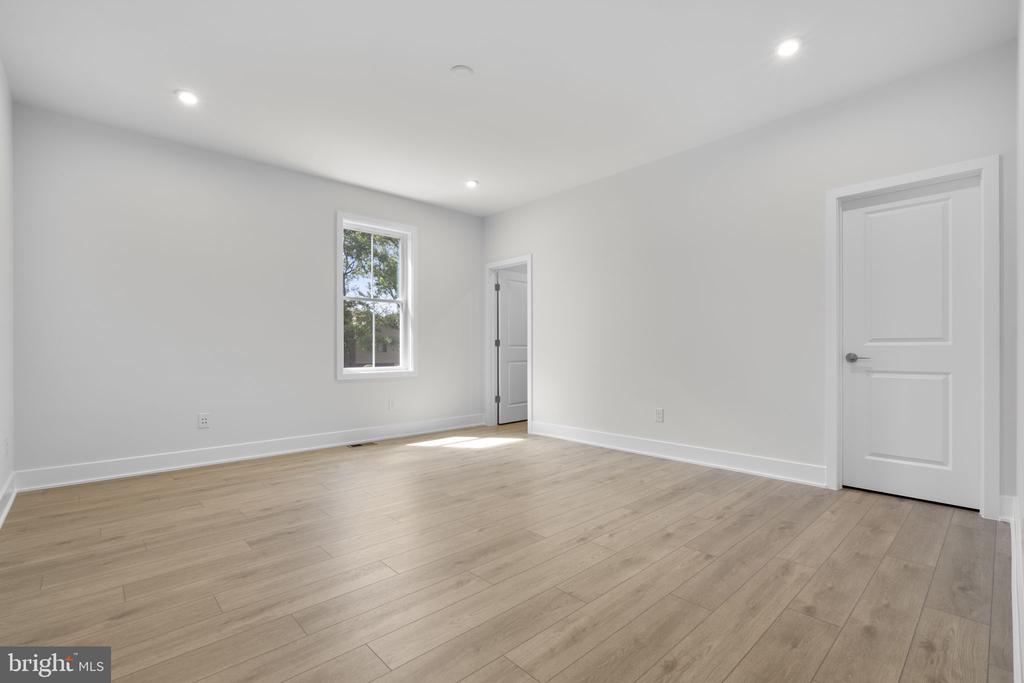 2 DOGWOOD DRIVE Unit: SHEA 24-R2