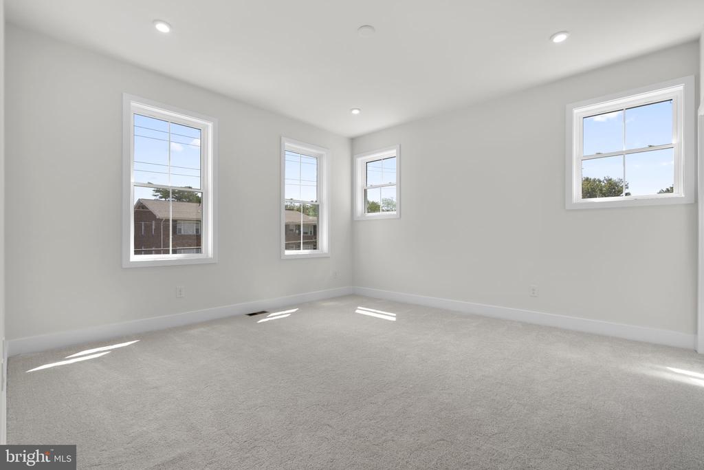 2 DOGWOOD DRIVE Unit: SHEA 24-R2