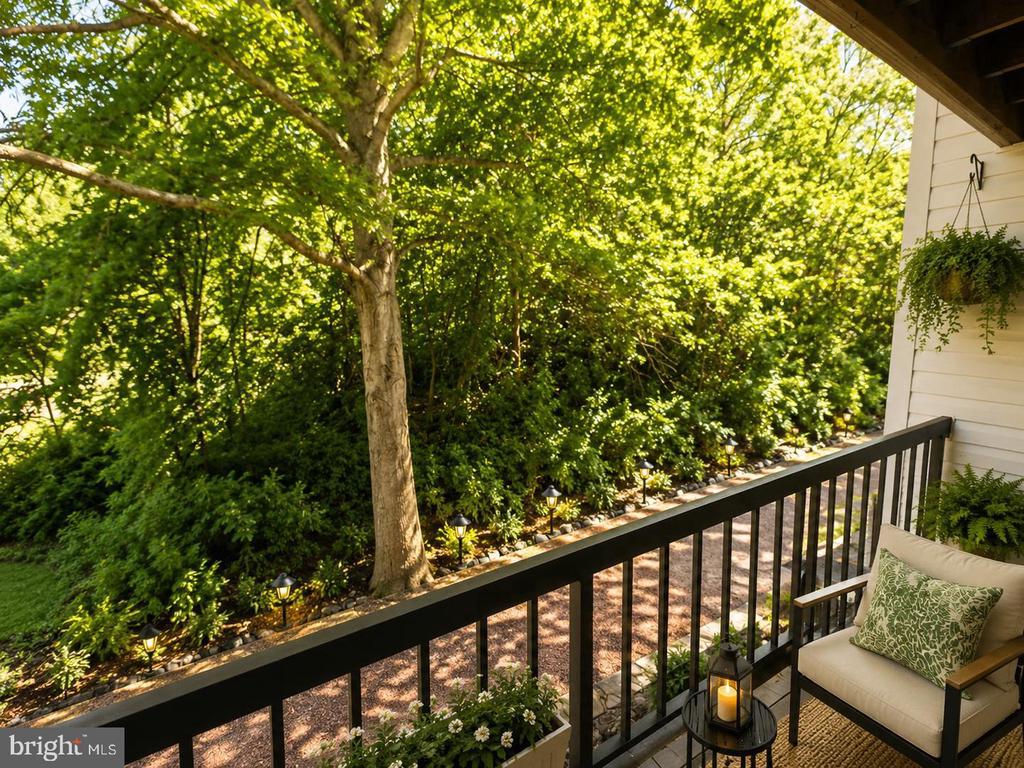 9553 BATTERY HEIGHTS BOULEVARD Unit: 202