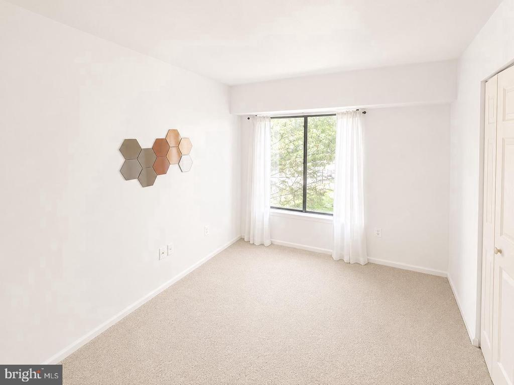 9553 BATTERY HEIGHTS BOULEVARD Unit: 202